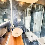 Le Grotte Delle Meraviglie B&B *