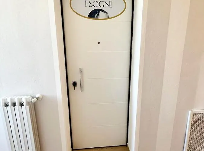 Le Grotte Delle Meraviglie * Lustignano